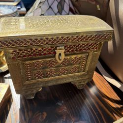 Gold Jewelry Box 