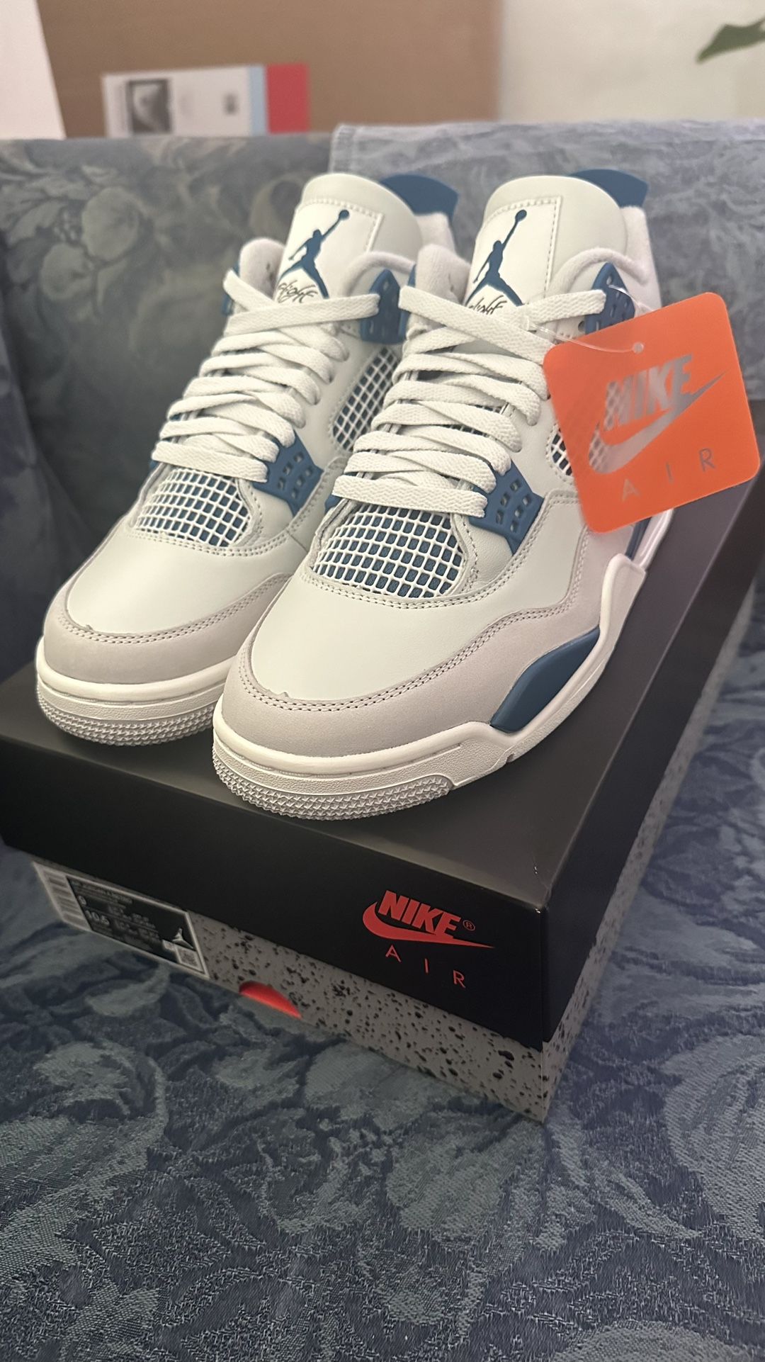 Jordan 4 Retro Military Blue (2024)- Men’s Size 10.5 *DEADSTOCK