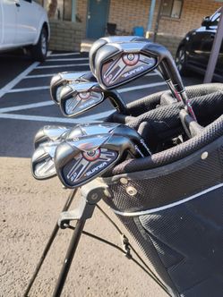 Golf Clubs! Like New TaylorMade Burner 2.0 Iron Set!