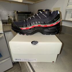 Nike Air Max 95 Undefeated - Size 14