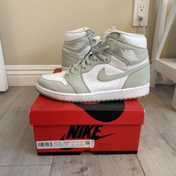 Jordan 1 high Seafoam 9.5M/11W