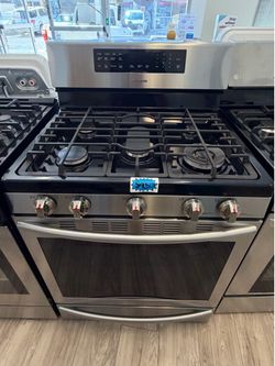 Samsung  5 burner gas stove
