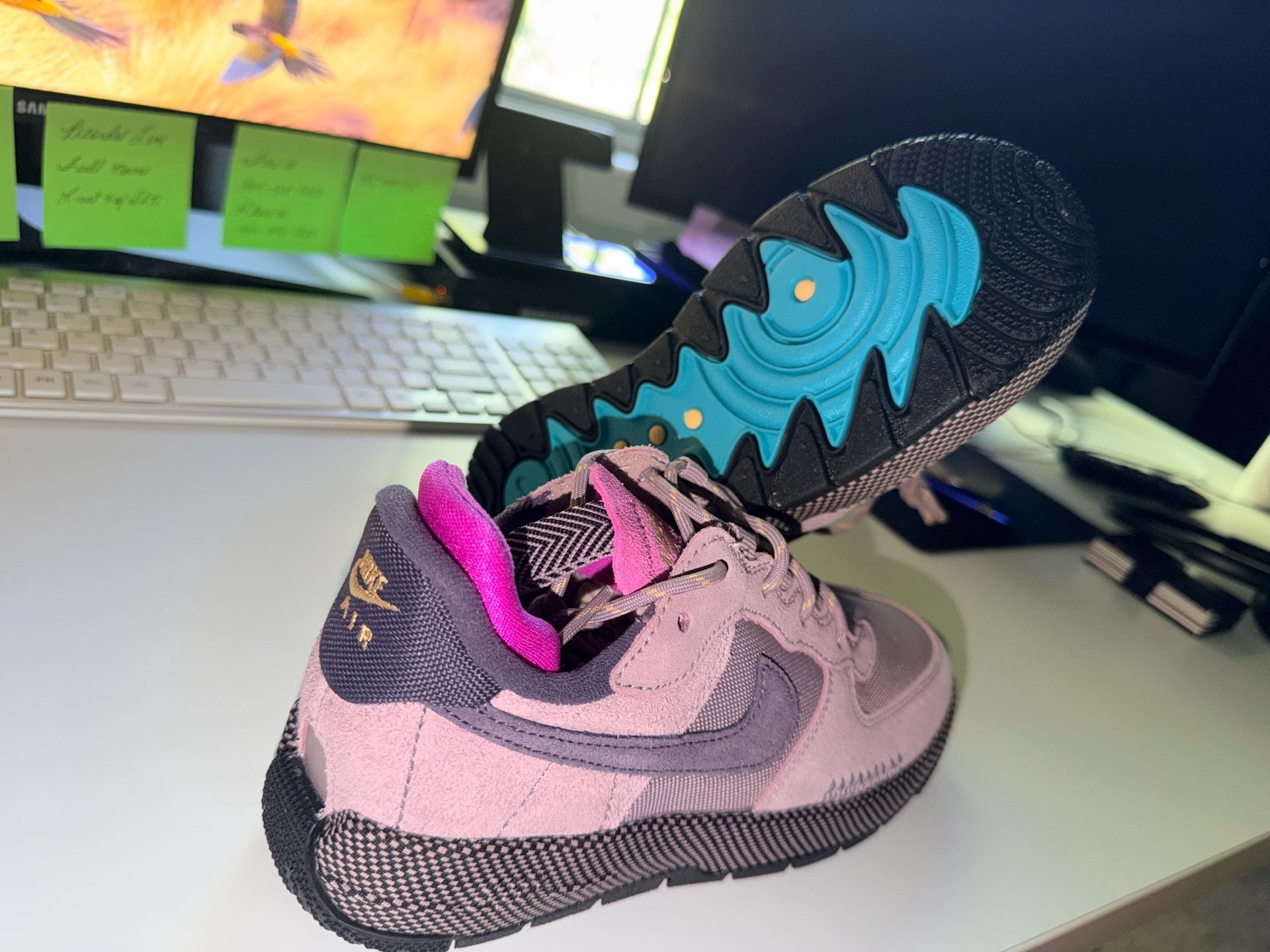 Women’s Nike Air Force 1 Wild Lite Violet size 6