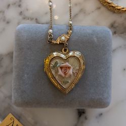 Vintage Heart Locket