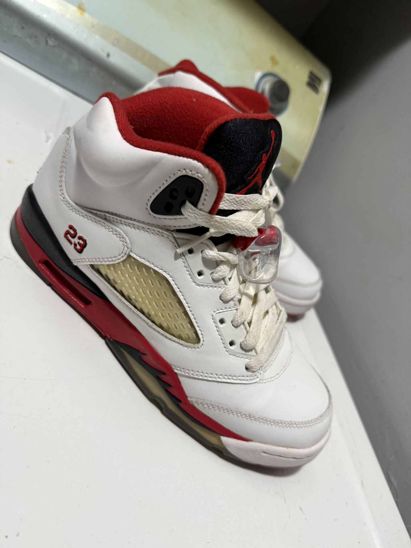 Jordan Size 5.5y