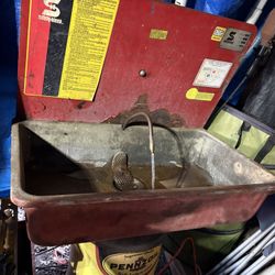 Parts Cleaner And Brushes 