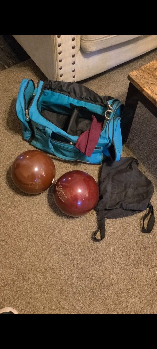 2 Good Balls