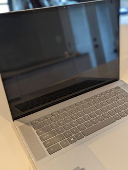 Dell Inspiron 5625 16" Touch screen Laptop 