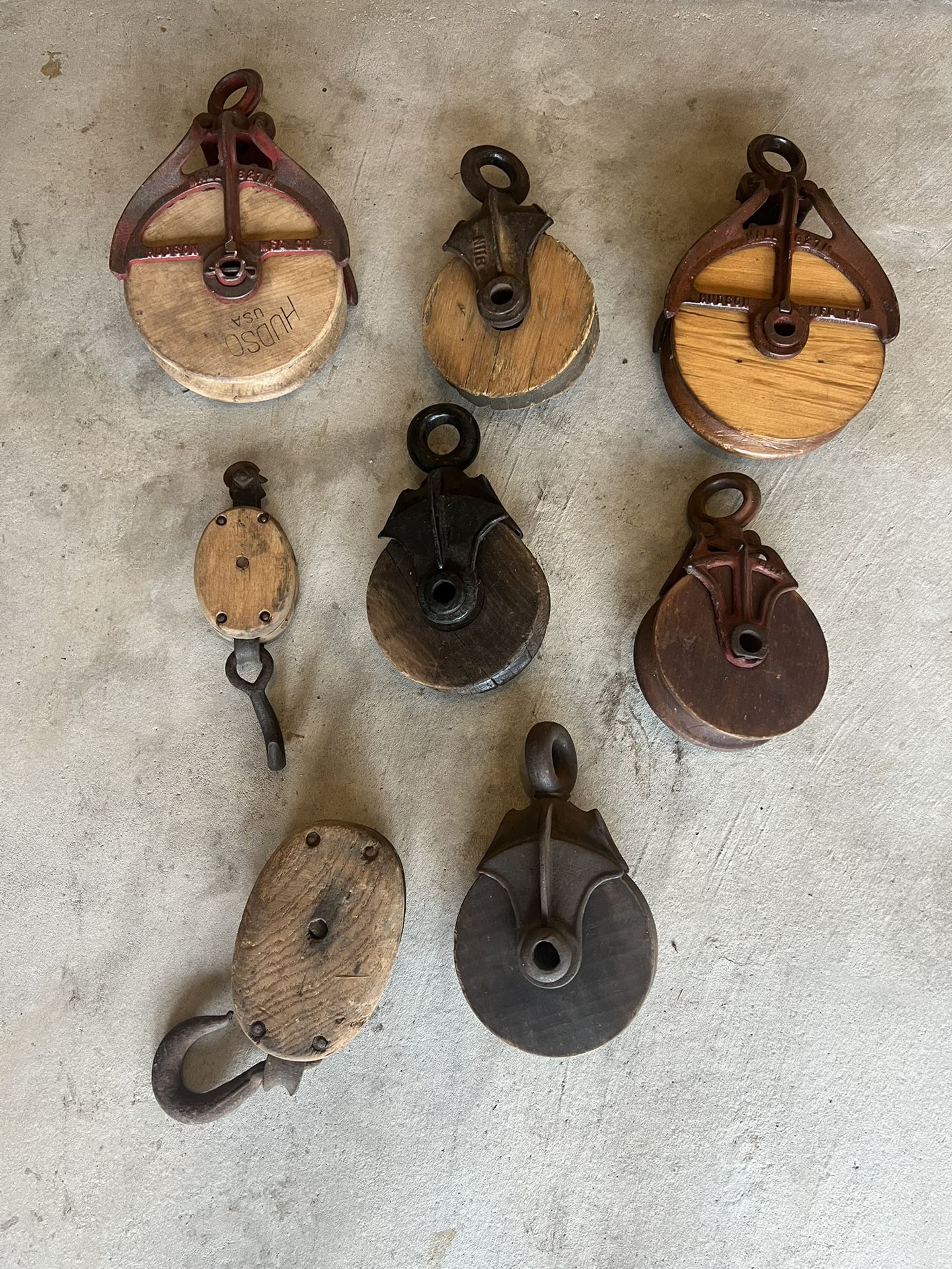 Antique Barn Pulley 