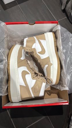 Women’s Air Jordan 1