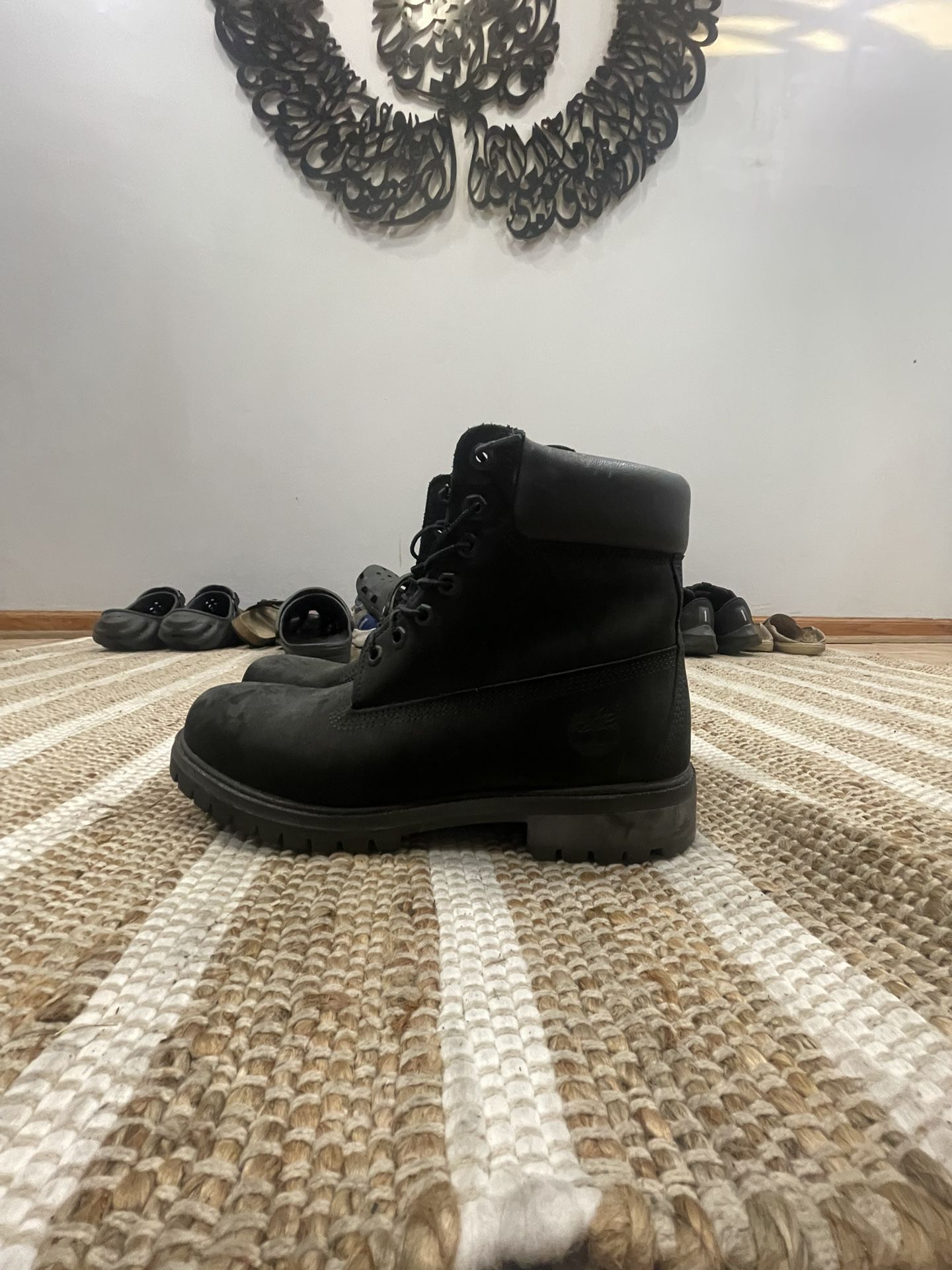 Black Timberlands (read Description)
