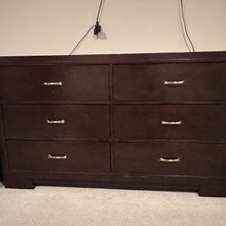 Must Go! Six Drawer Dresser 