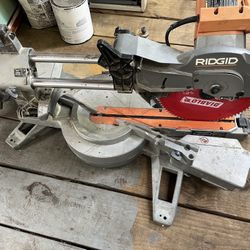 RIDGID - Miter Saw 