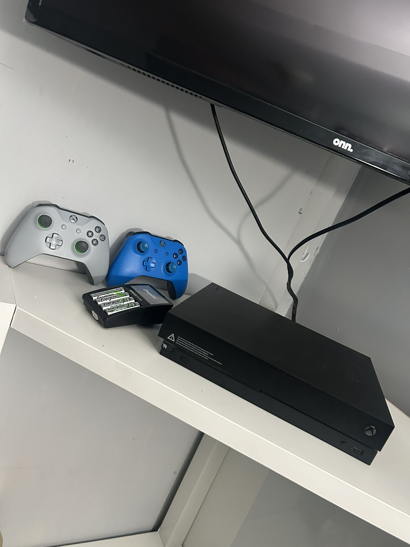 Xbox One X