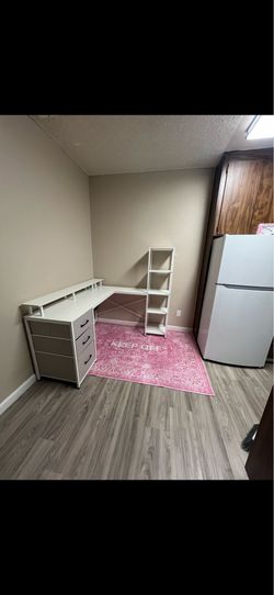 White 55” Desk