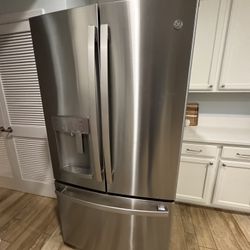 GE Refrigerator And Bottom Freezer