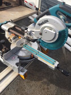 Makita 81/2" slide! Excellent condition! Used for Finish only. $220