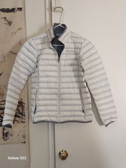 Columbia  Womens Puffer Jacket Size Medium 