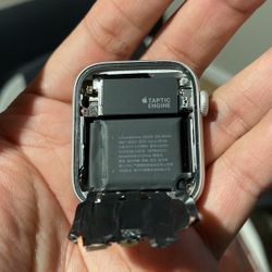 Apple Watch 4 Body Fully Disassembled