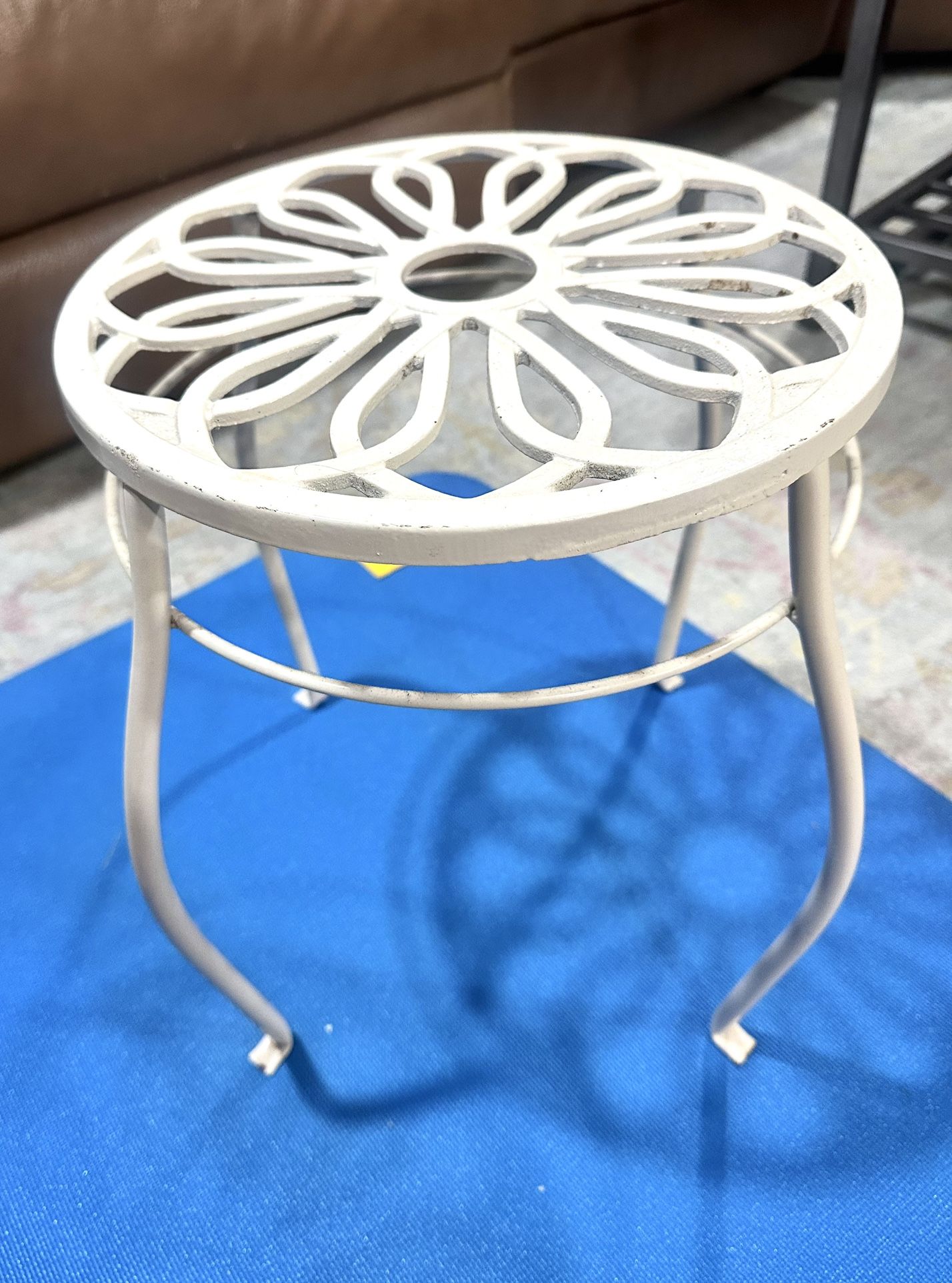 White metal Plant Stand