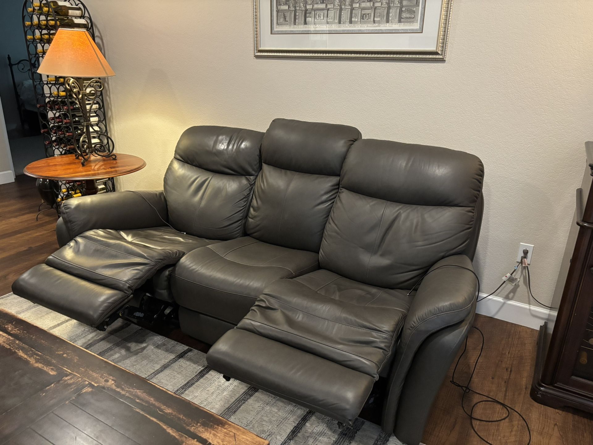 Flex Steel Reclining Sofas