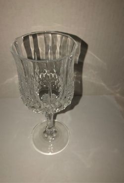 Set of 7 6 Oz Wine Glasses