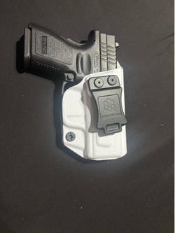 XD subcompact IWB holster
