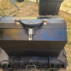 Steel Cantilever Tool Box