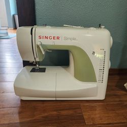 Singer Simple Sewing Machine