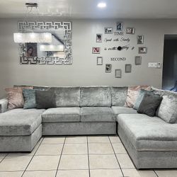Grey Sectional Couch 