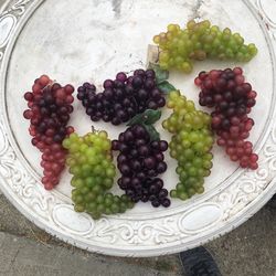 Fake Grapes 
