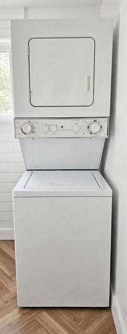 Stackable washer and dryer