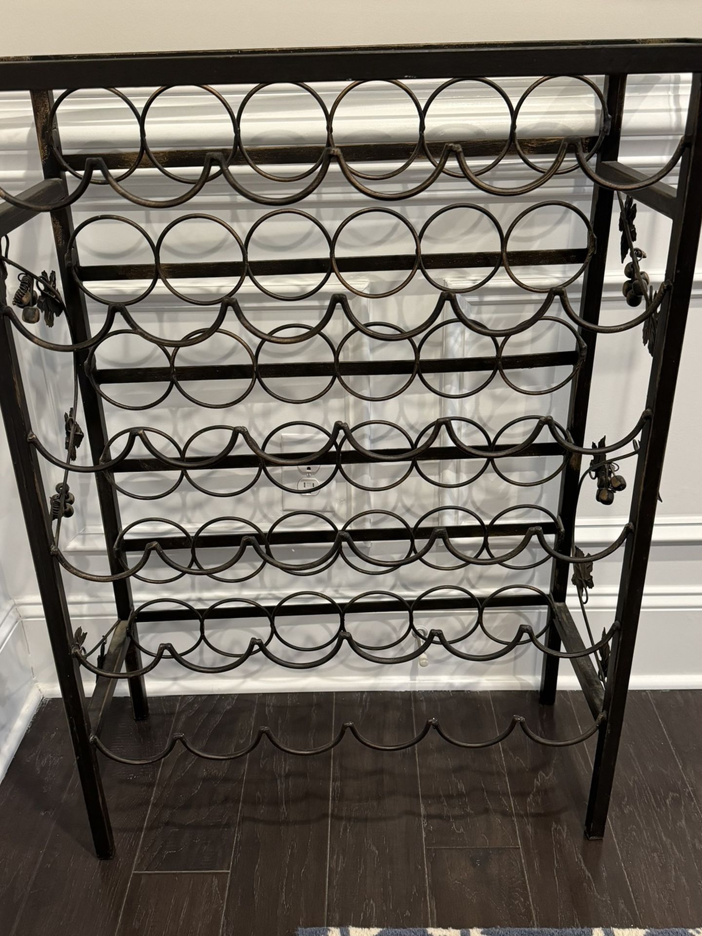 Metal Wine Rack With Glass Top