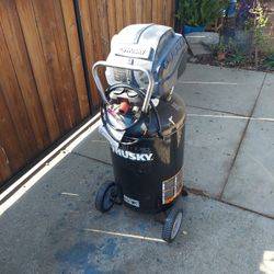 Husky 33 Gallon Air Compressor 