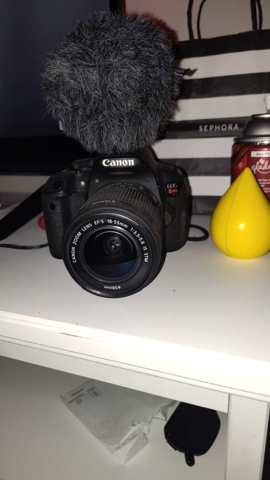 Canon EOS Rebel T5i Camera