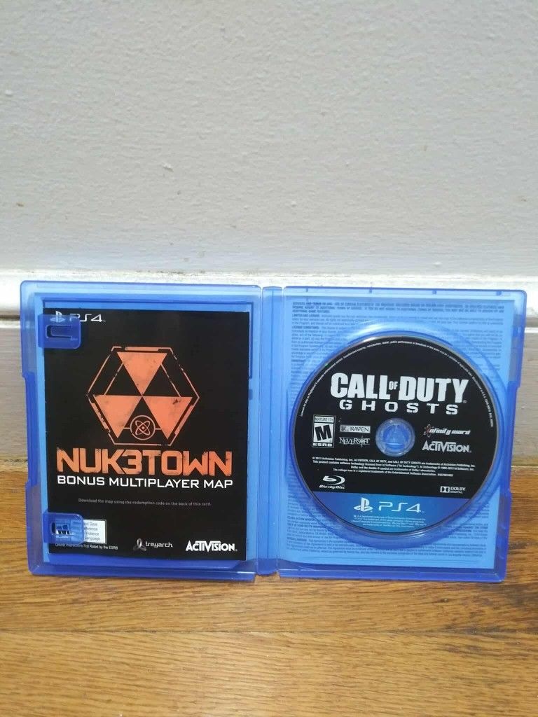 Call Of Duty Ghosts For PS4 In Black Ops 3 Case