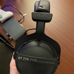 Beyerdynamic DT 770 Pro limited Edition Studio Headphones