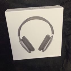 Black Apple Airmax Headphones 