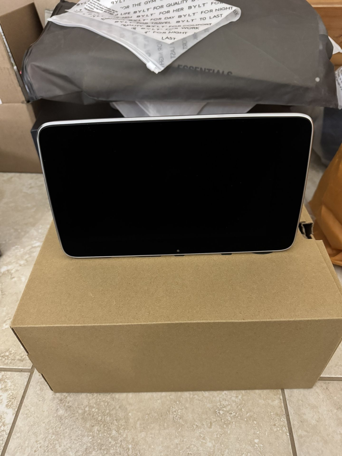 Mercedes-Benz OEM Multimedia Screen β Like New (W205/W213)