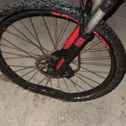 Specialized Rockshox Jumper Bike