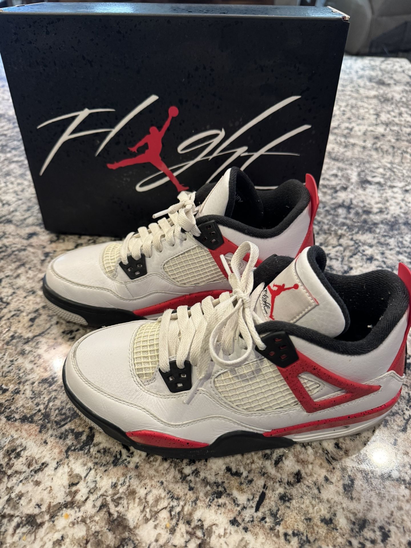 Air Jordan 4 Retro 