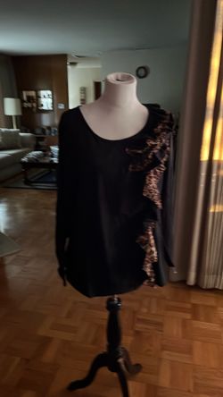 INC Woman Top