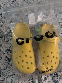 CROCS