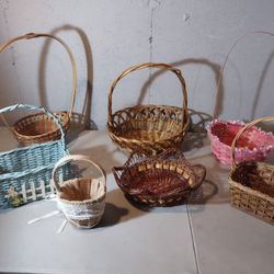 7 Baskets .Pick Up In Selden NY