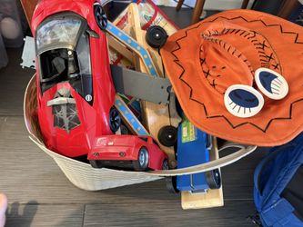 Free Toys Basket Cars 🚗