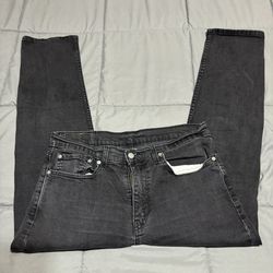 Levi Strauss & Co 502  34x30 black denim jeans 