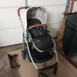 Uppababy Cruz baby stroller