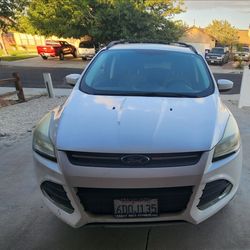 2013 ford escape se