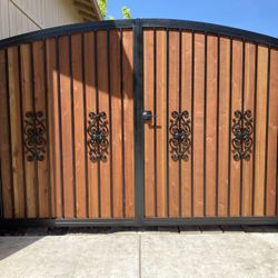 Custom metal gates and would
