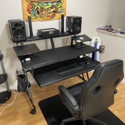 3-Tier Studio Desk 
